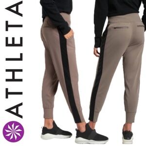 Athleta Venice velvet stripe jogger size large $99 value